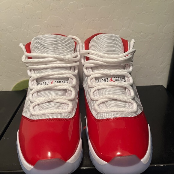 Jordan 11 cheery - Picture 4 of 5